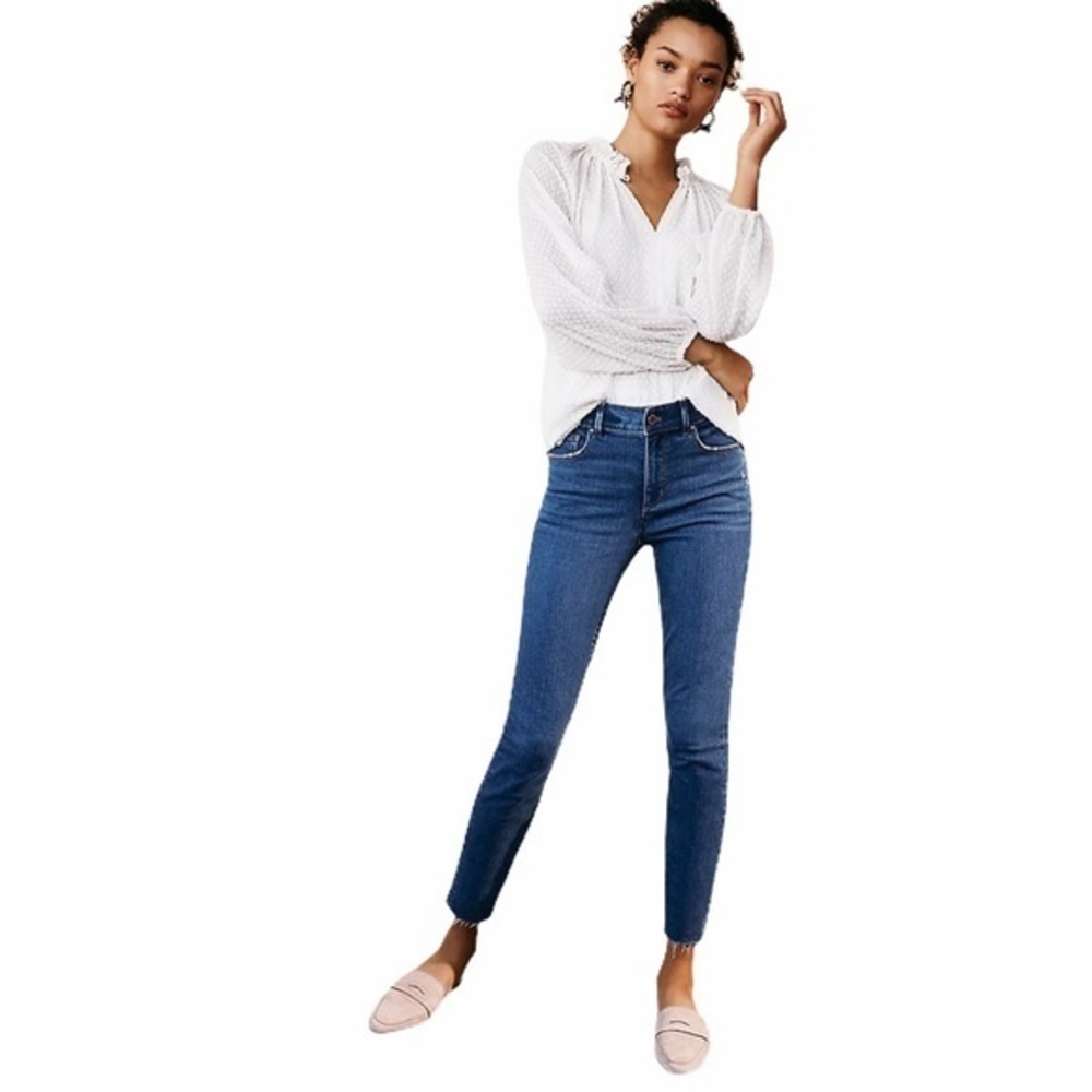 Ann Taylor sz 8 blue midrise stretch skinny jeans